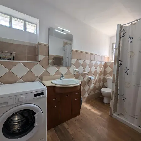 Dom wakacyjny Livingtarifa Casa Luz *